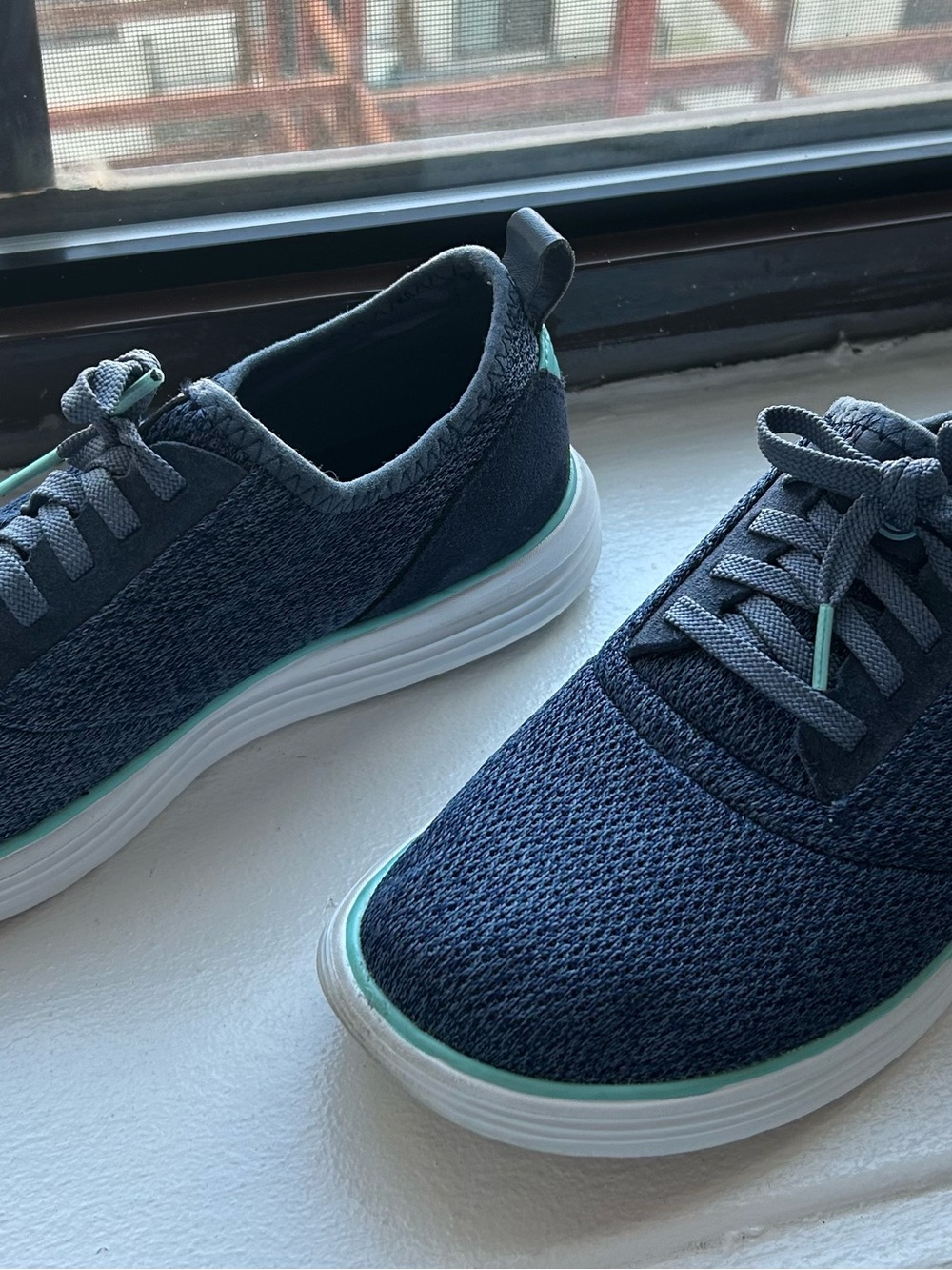 Women’s Cole Haan GrandSport Navy Knit Casual Sneaker Size 8.5